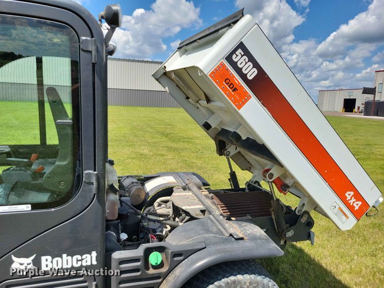 image for item DZ7343 2017 Bobcat  5600 utility vehicle