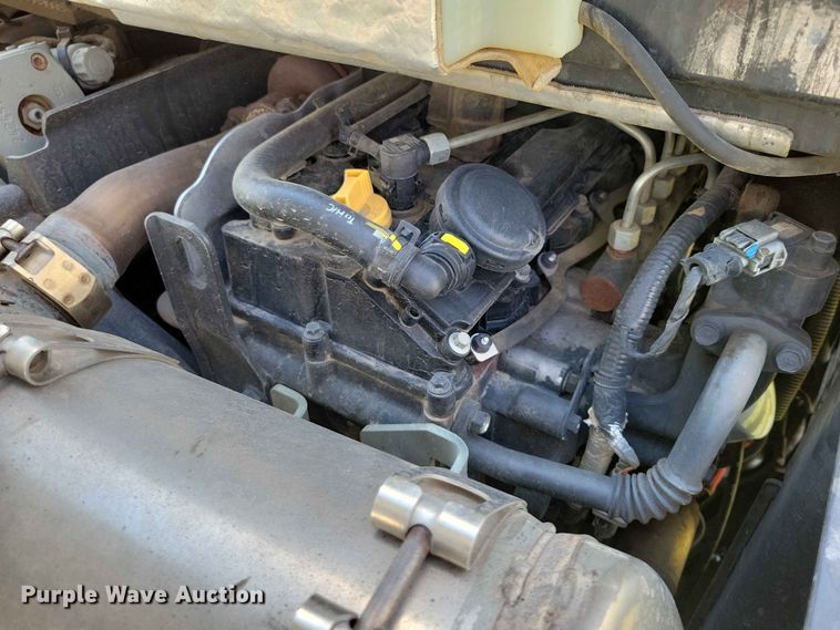 image for item DZ7343 2017 Bobcat  5600 utility vehicle