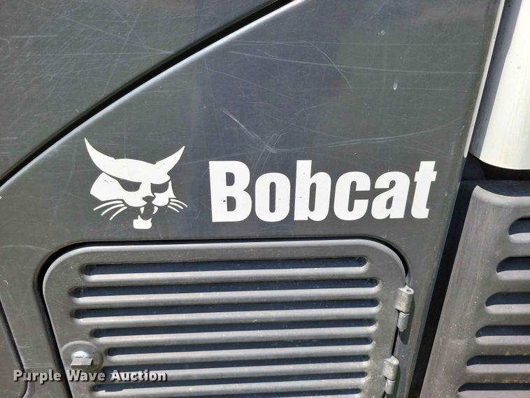 image for item DZ7343 2017 Bobcat  5600 utility vehicle