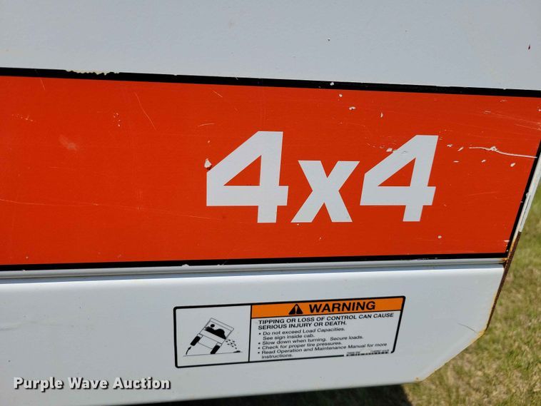 image for item DZ7343 2017 Bobcat  5600 utility vehicle