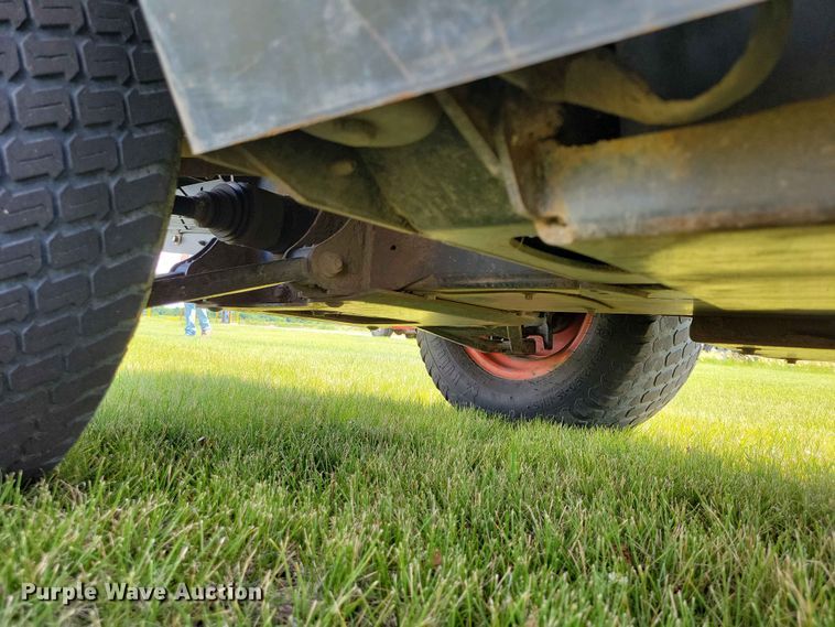 image for item DZ7343 2017 Bobcat  5600 utility vehicle