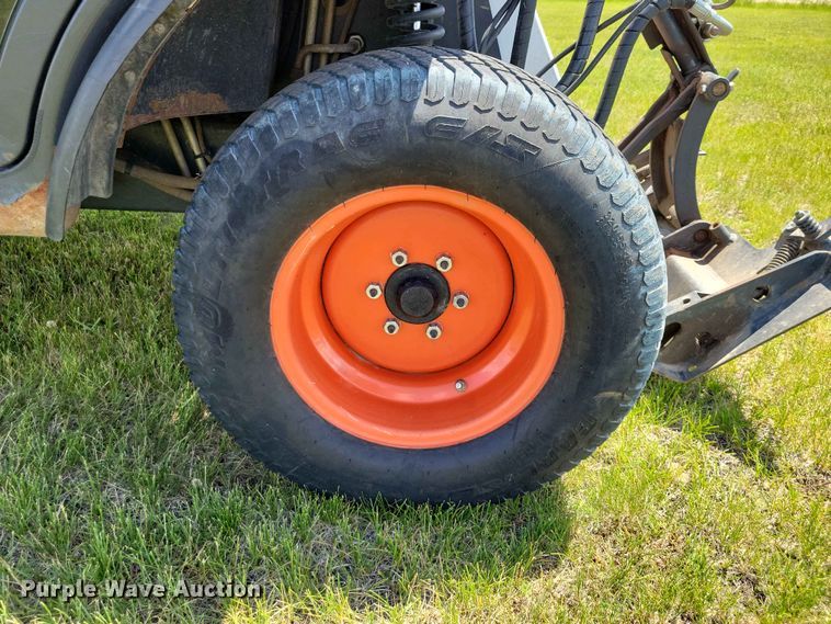 image for item DZ7343 2017 Bobcat  5600 utility vehicle