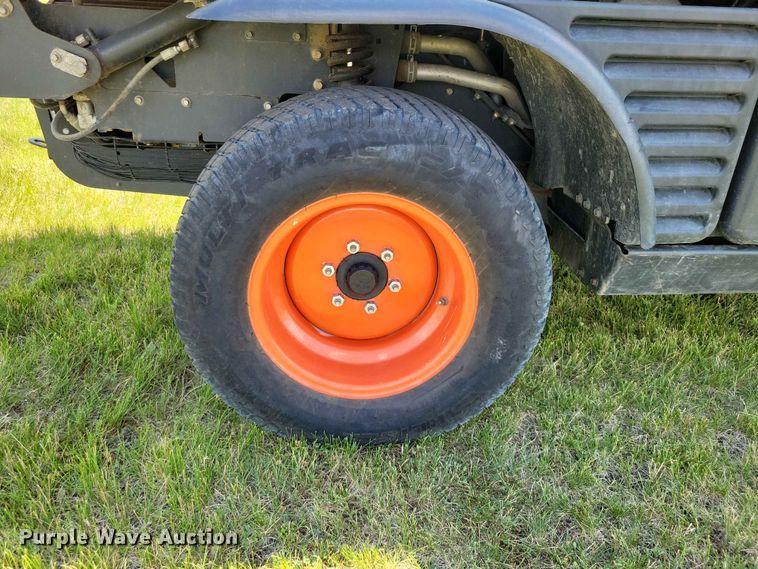 image for item DZ7343 2017 Bobcat  5600 utility vehicle