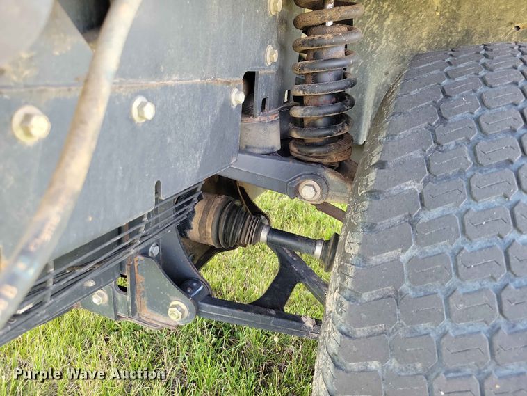 image for item DZ7343 2017 Bobcat  5600 utility vehicle