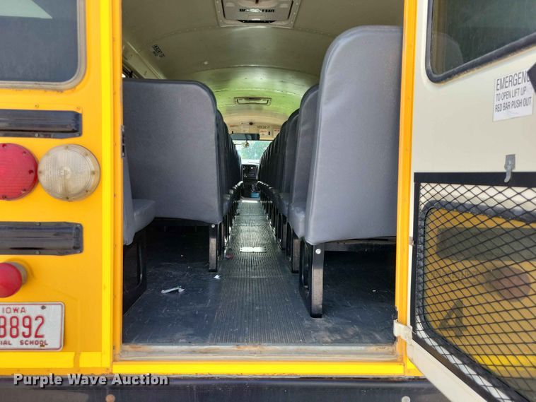 image for item DZ7345 2016 IC PB10500 school bus