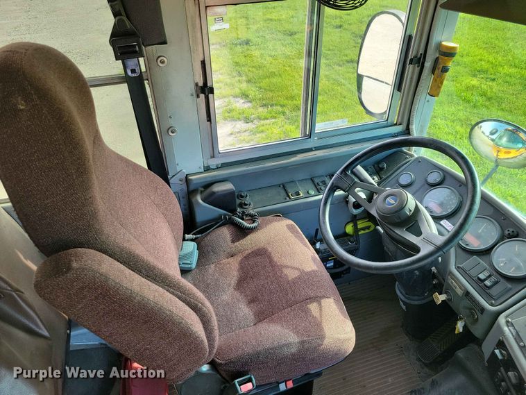 image for item DZ7346 2010 Blue Bird All American school bus