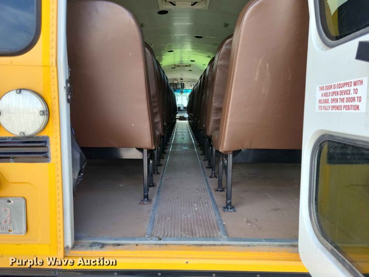 image for item DZ7346 2010 Blue Bird All American school bus