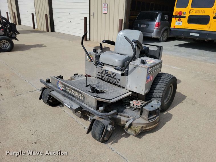 image for item DZ7348 Dixie Chopper XT33 ZTR lawn mower