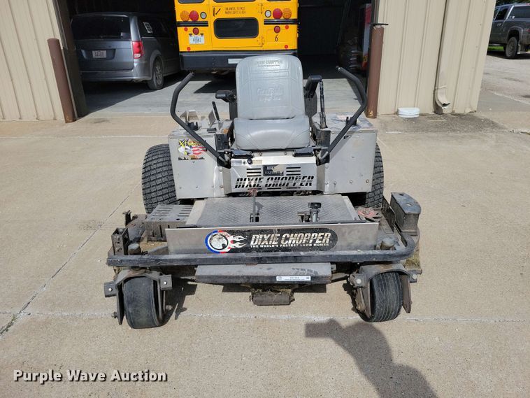 image for item DZ7348 Dixie Chopper XT33 ZTR lawn mower