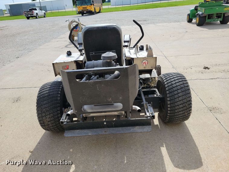 image for item DZ7348 Dixie Chopper XT33 ZTR lawn mower