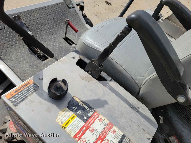 image for item DZ7348 Dixie Chopper XT33 ZTR lawn mower