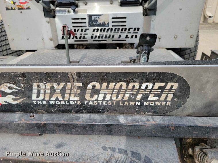 image for item DZ7348 Dixie Chopper XT33 ZTR lawn mower