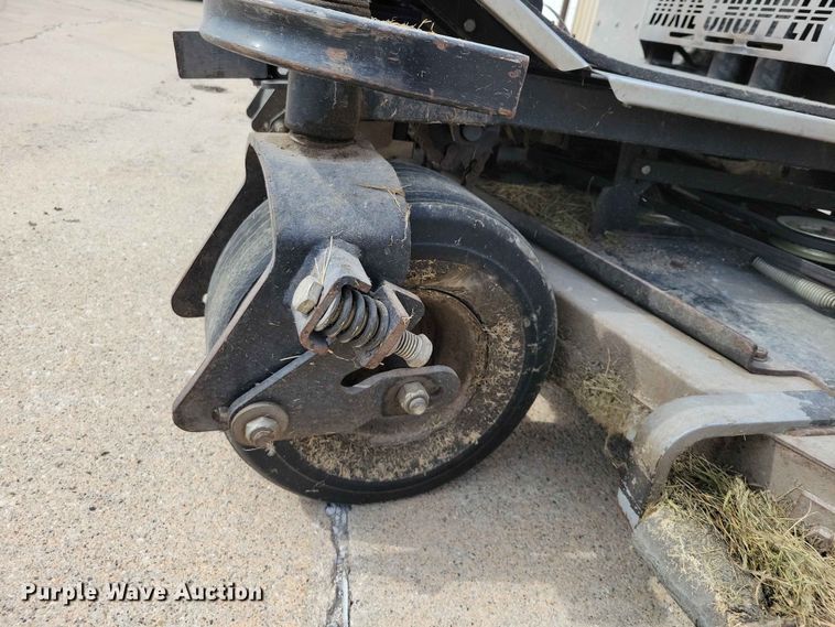 image for item DZ7348 Dixie Chopper XT33 ZTR lawn mower