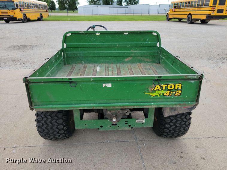 image for item DZ7350 1999 John Deere Gator utility vehicle
