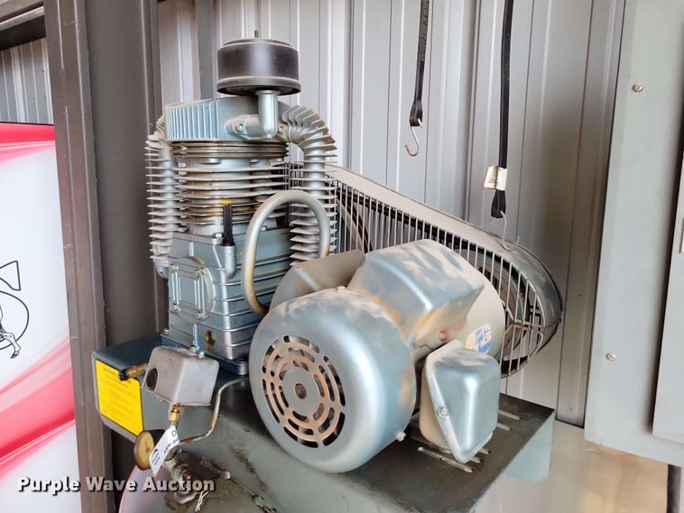 image for item DZ7351 1988 Flightway air compressor