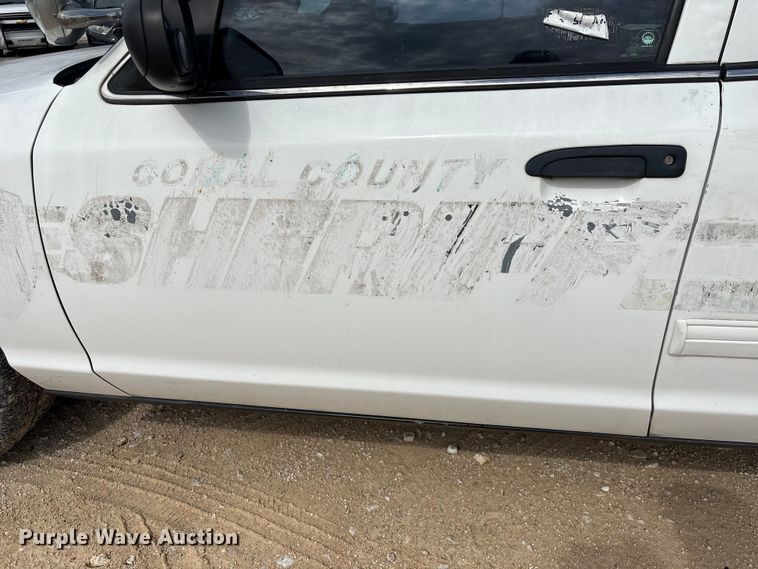 image for item EA6971 2010 Ford Crown Victoria Police Interceptor 