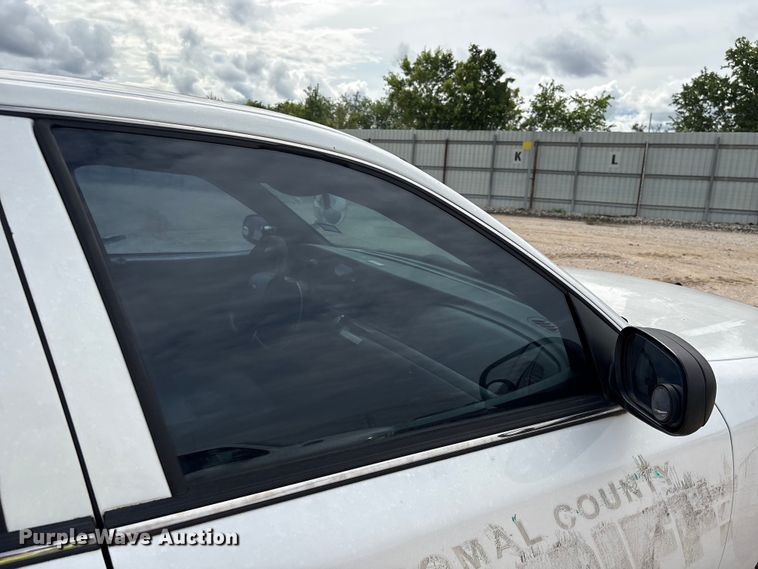 image for item EA6971 2010 Ford Crown Victoria Police Interceptor 
