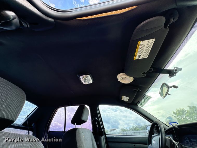 image for item EA6971 2010 Ford Crown Victoria Police Interceptor 
