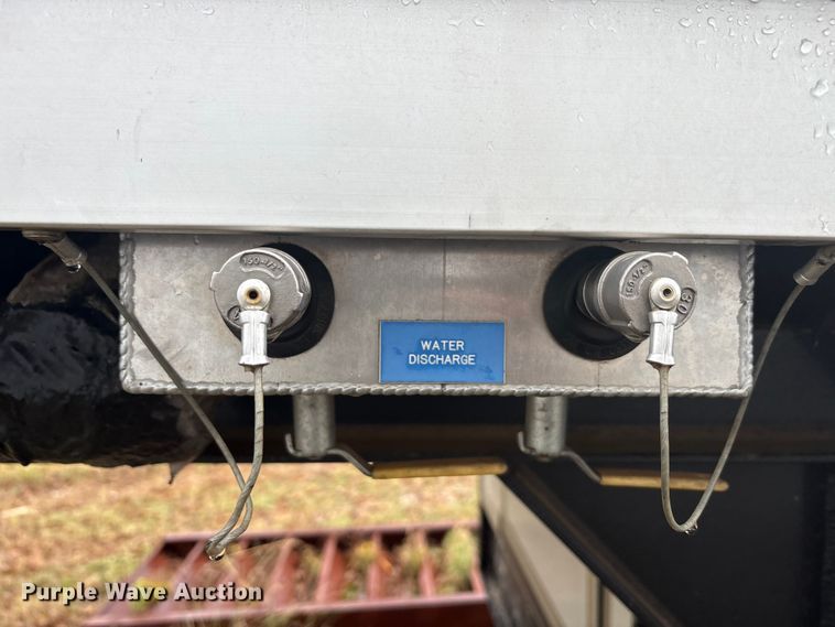 image for item EA7779 2006 Advanced NDT328 hazmat personnel wash trailer