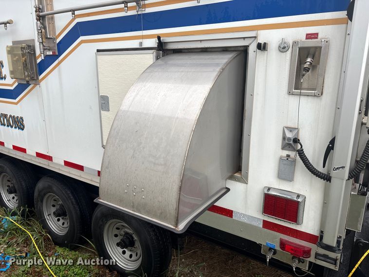image for item EA7779 2006 Advanced NDT328 hazmat personnel wash trailer