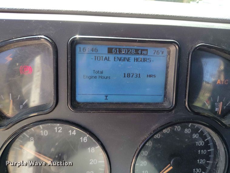image for item ED0145 2014 Mack CHU613 semi truck