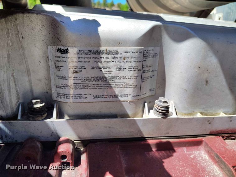 image for item ED0145 2014 Mack CHU613 semi truck