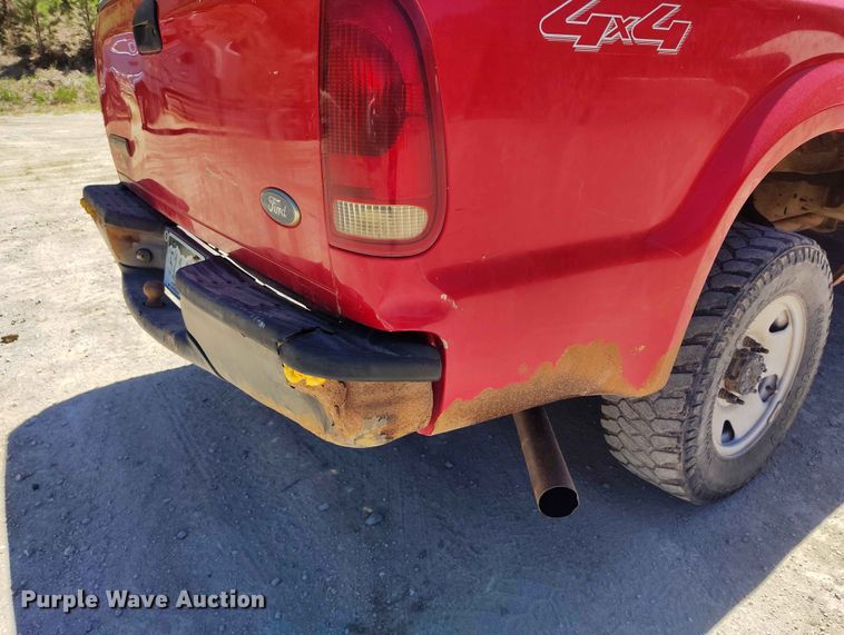 image for item ED0147 2006 Ford F250 Super Duty pickup truck