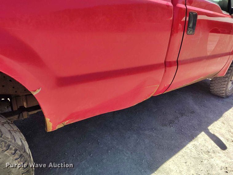 image for item ED0147 2006 Ford F250 Super Duty pickup truck
