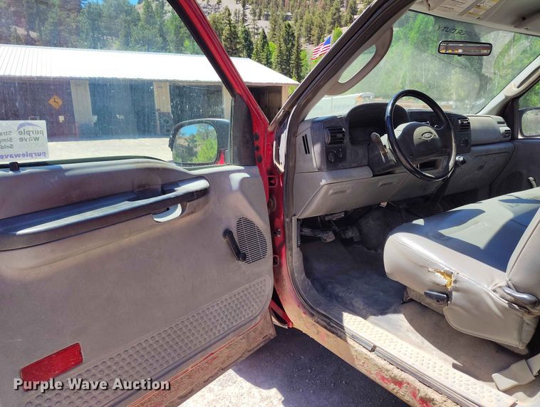 image for item ED0147 2006 Ford F250 Super Duty pickup truck
