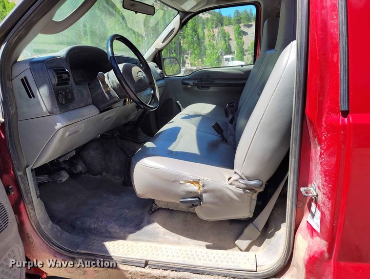 image for item ED0147 2006 Ford F250 Super Duty pickup truck
