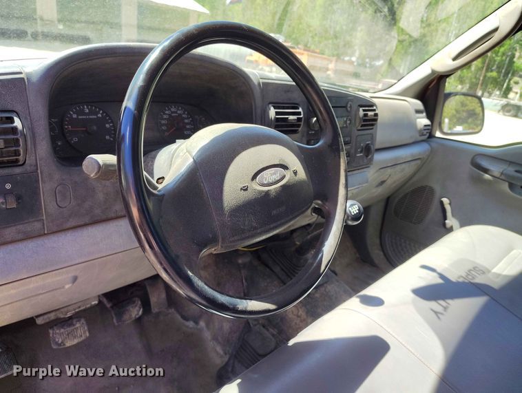 image for item ED0147 2006 Ford F250 Super Duty pickup truck