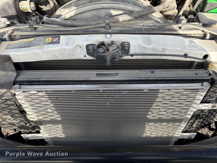 image for item ED5348 2005 Dodge Ram 3500 flatbed pickup truck