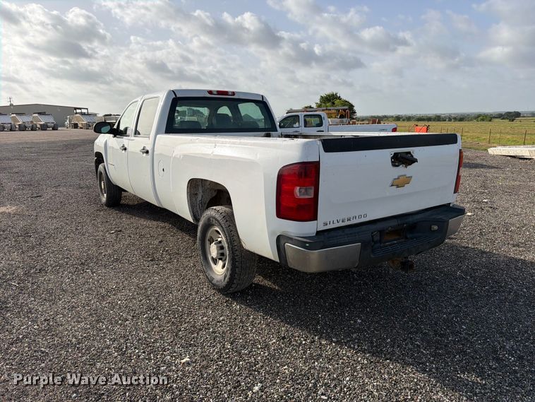 image for item ED5349 2007 Chevrolet Silverado 2500HD Crew Cab pickup truck
