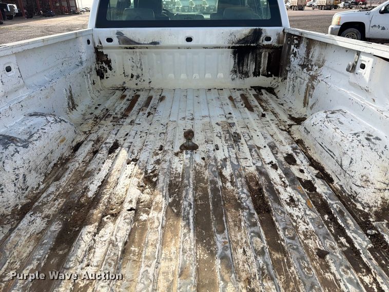 image for item ED5349 2007 Chevrolet Silverado 2500HD Crew Cab pickup truck