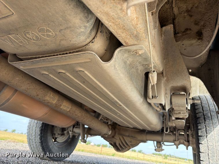 image for item ED5349 2007 Chevrolet Silverado 2500HD Crew Cab pickup truck