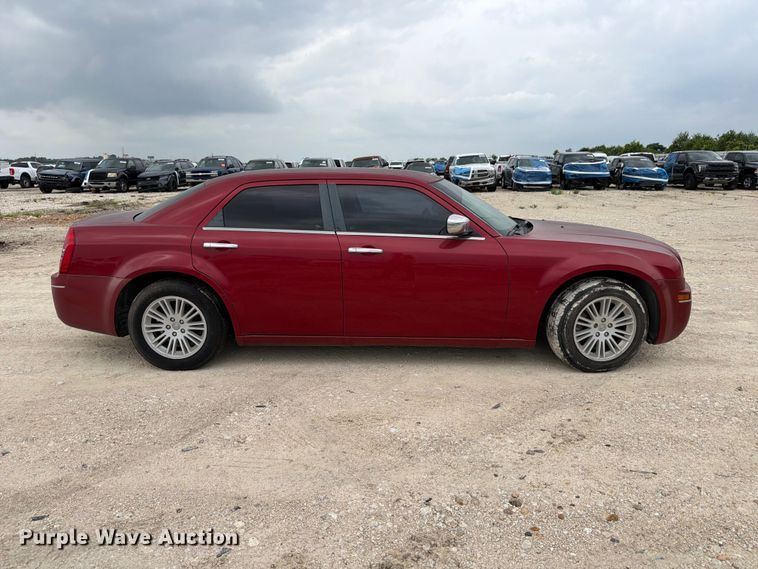 image for item ED5829 2010 Chrysler 300 