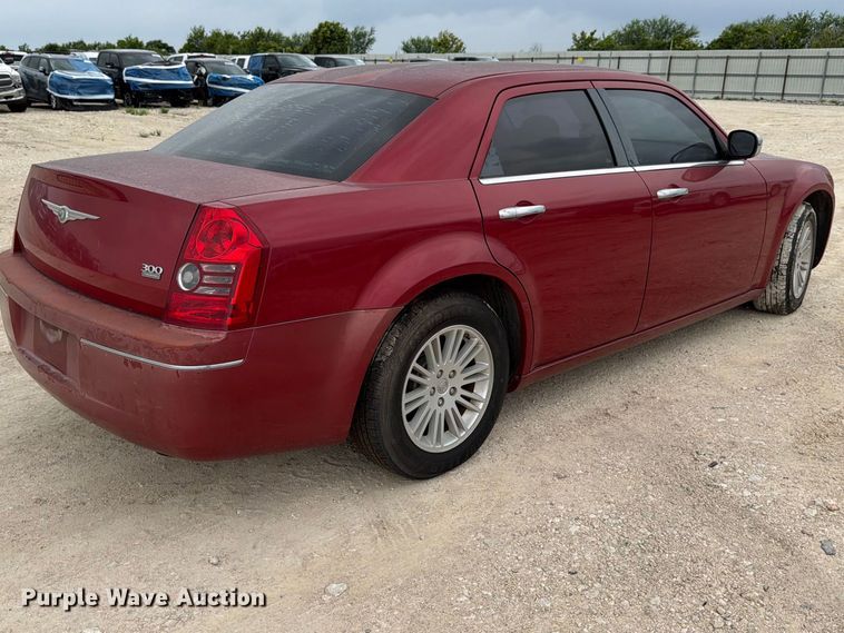 image for item ED5829 2010 Chrysler 300 
