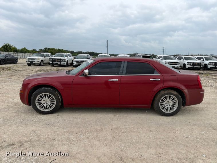 image for item ED5829 2010 Chrysler 300 