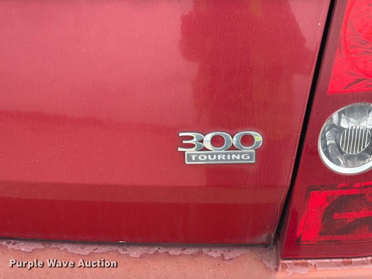 image for item ED5829 2010 Chrysler 300 