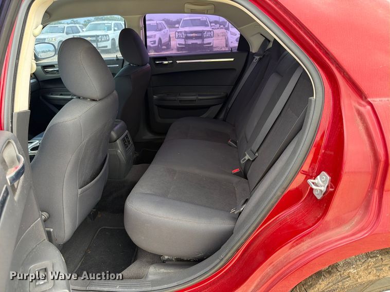 image for item ED5829 2010 Chrysler 300 