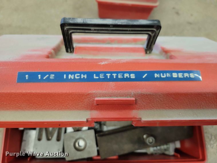 image for item EE1070 Cutaletter 1437 letter cutting machine