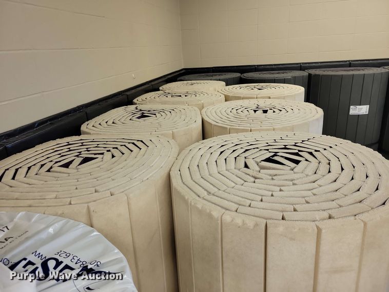 image for item EE1071 (7) wrestling mats