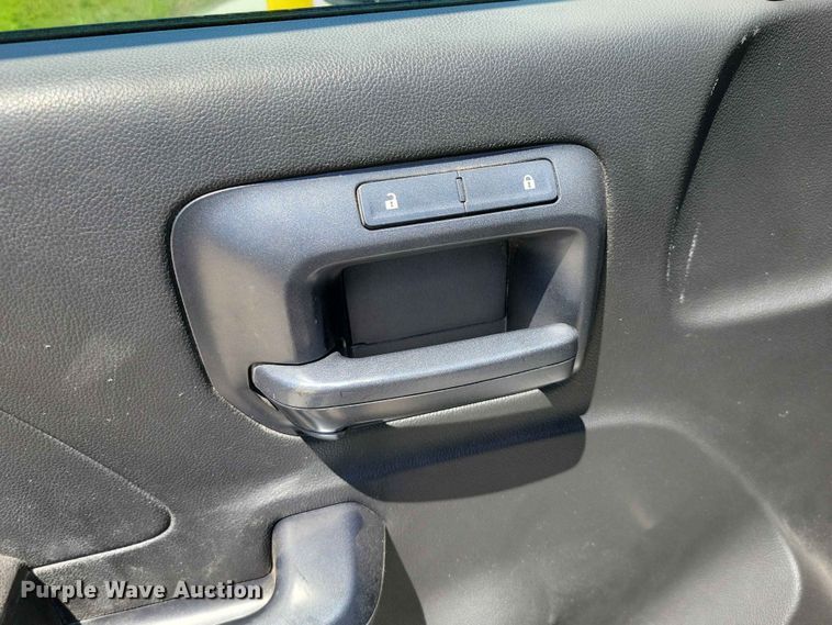 image for item EE1086 2015 Chevrolet  Silverado 2500HD dump bed pickup truck