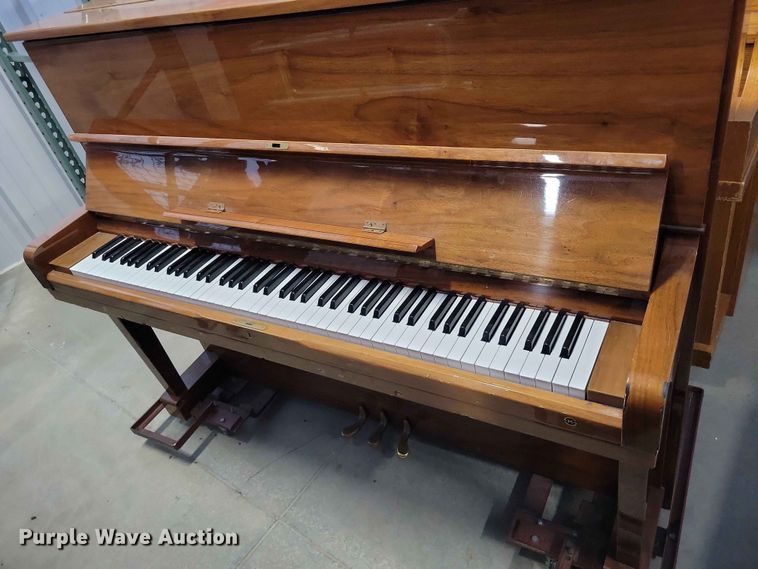 image for item EE1087 Music equipment