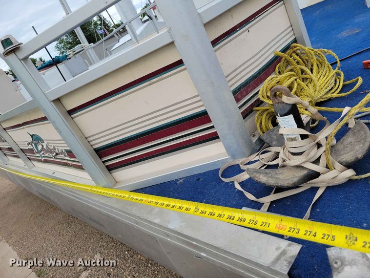 image for item EE1093 1999 JC MFG inc. Neptoon Dolphin 246 pontoon boat