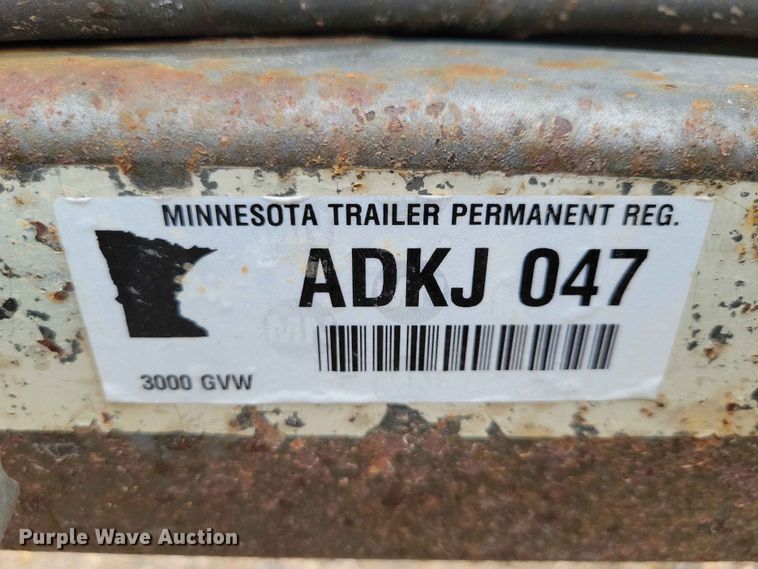 image for item EE1093 1999 JC MFG inc. Neptoon Dolphin 246 pontoon boat