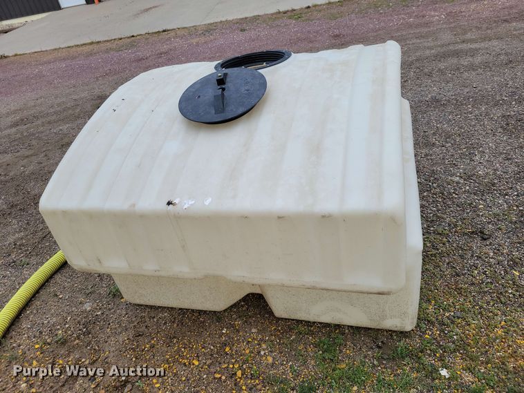 image for item EE1103 Poly tank