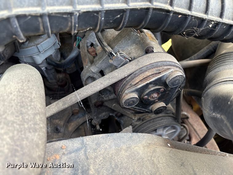 image for item EF1129 1996 Ford F250 pickup truck