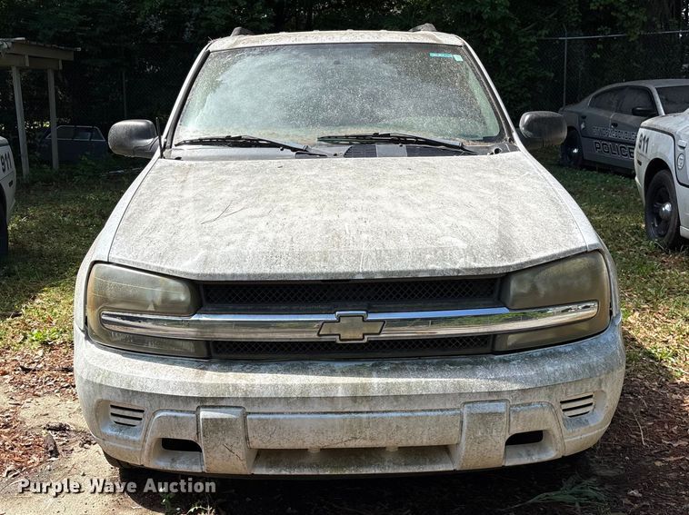 image for item EF1137 2004 Chevrolet Trailblazer SUV