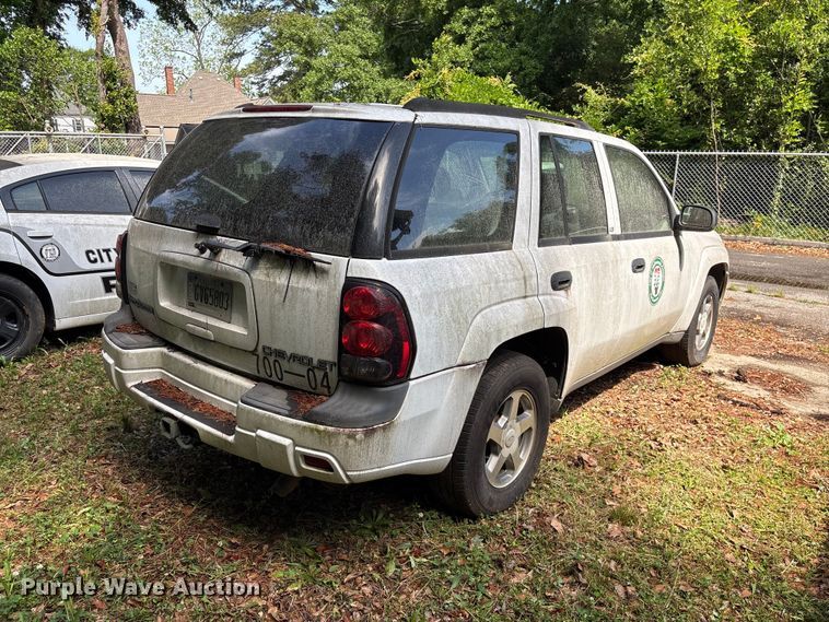 image for item EF1137 2004 Chevrolet Trailblazer SUV